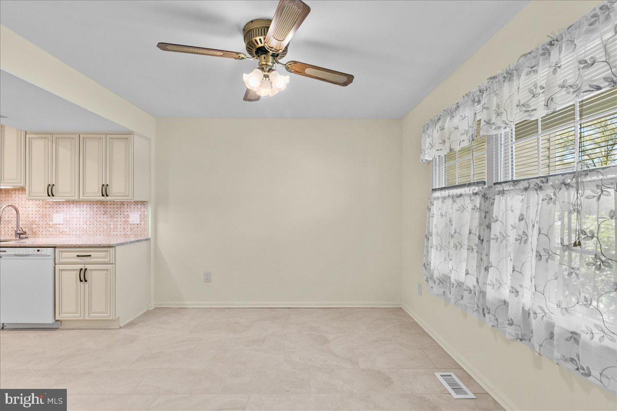 6327 Fenestra Ct #134