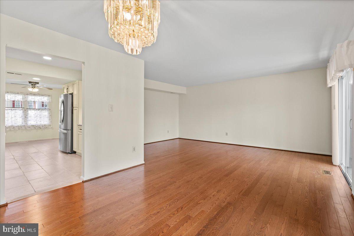 6327 Fenestra Ct #134
