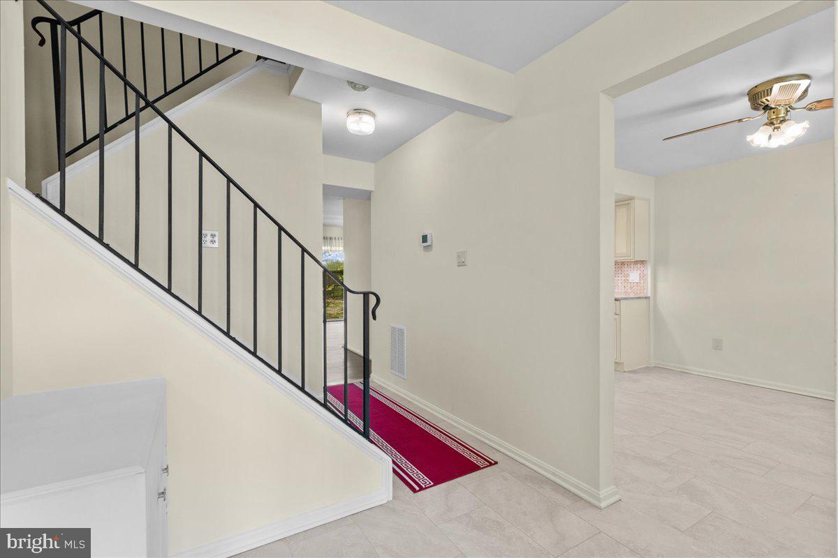 6327 Fenestra Ct #134