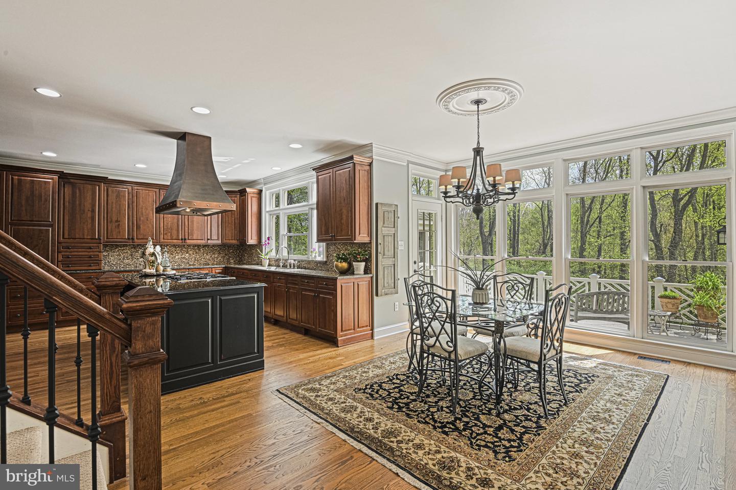 10409 Hunter Station Rd