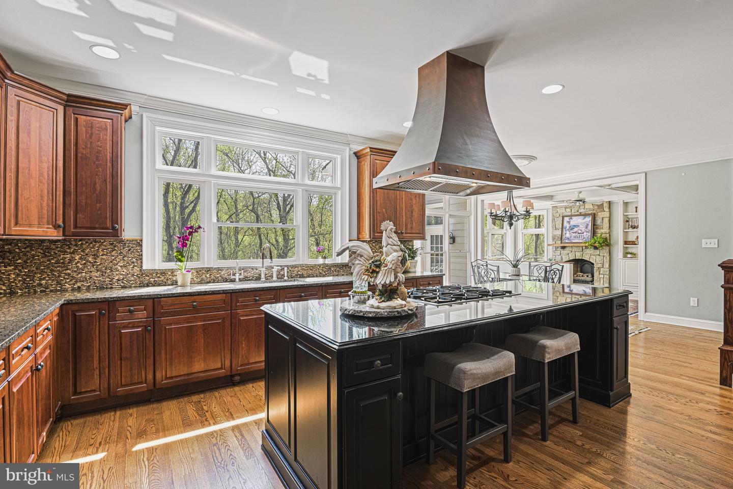 10409 Hunter Station Rd