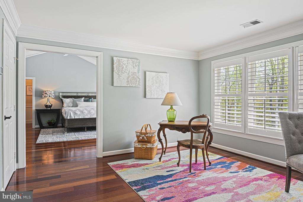 10409 Hunter Station Rd