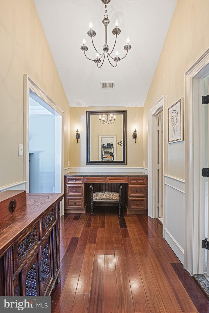 10409 Hunter Station Rd