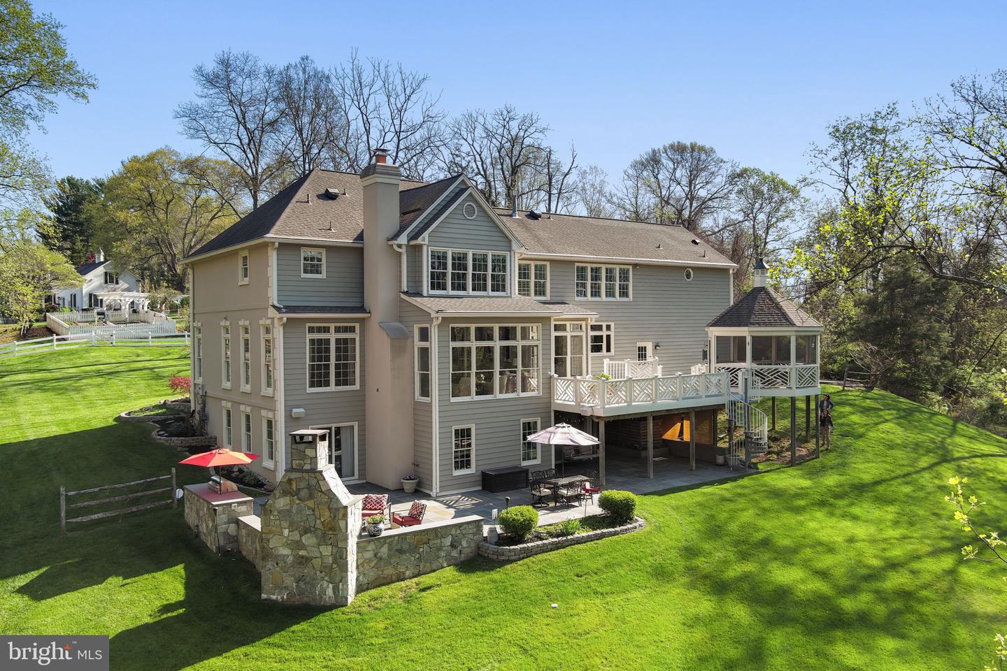 10409 Hunter Station Rd