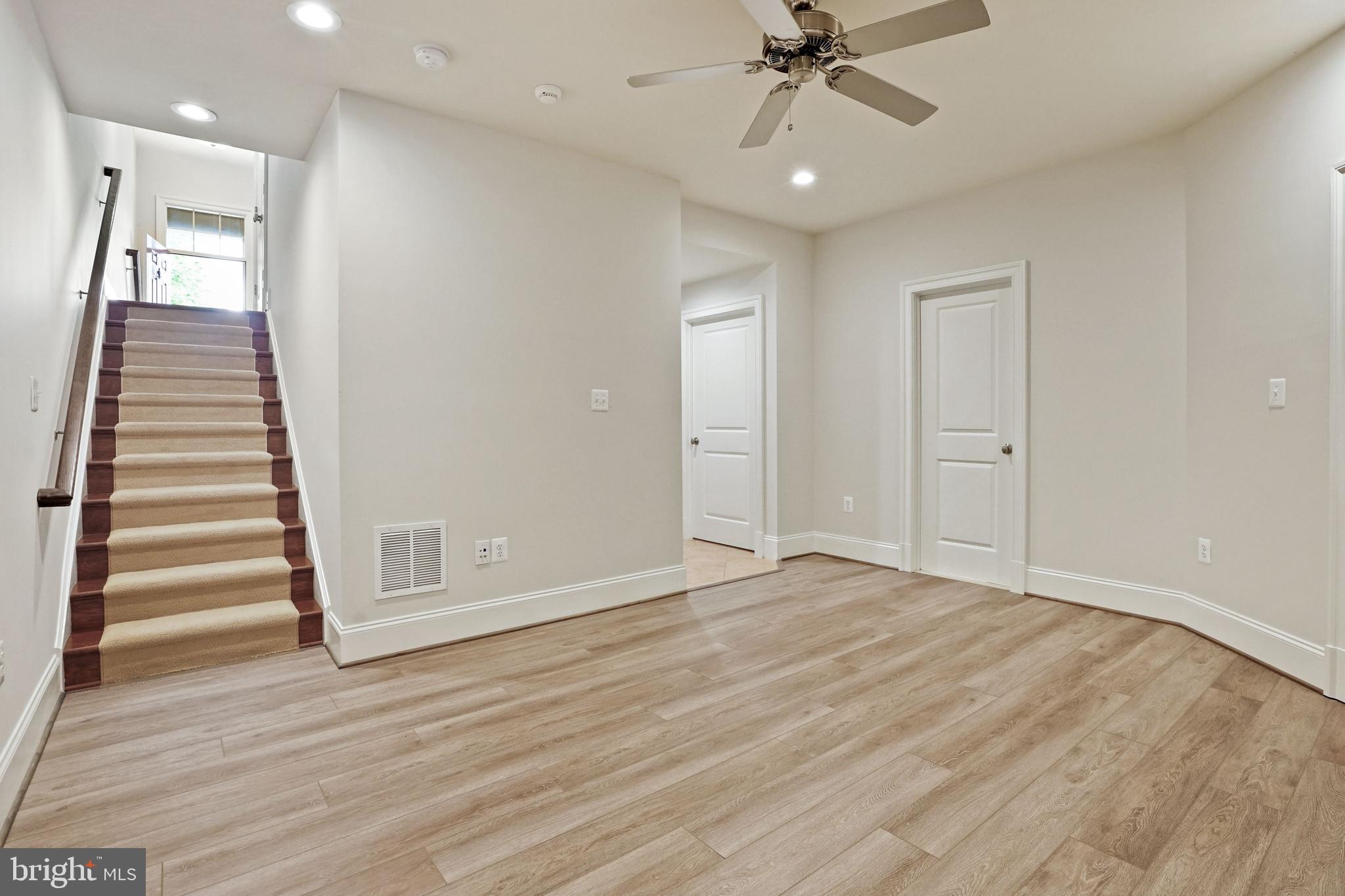 6767 DARRELLS GRANT PL