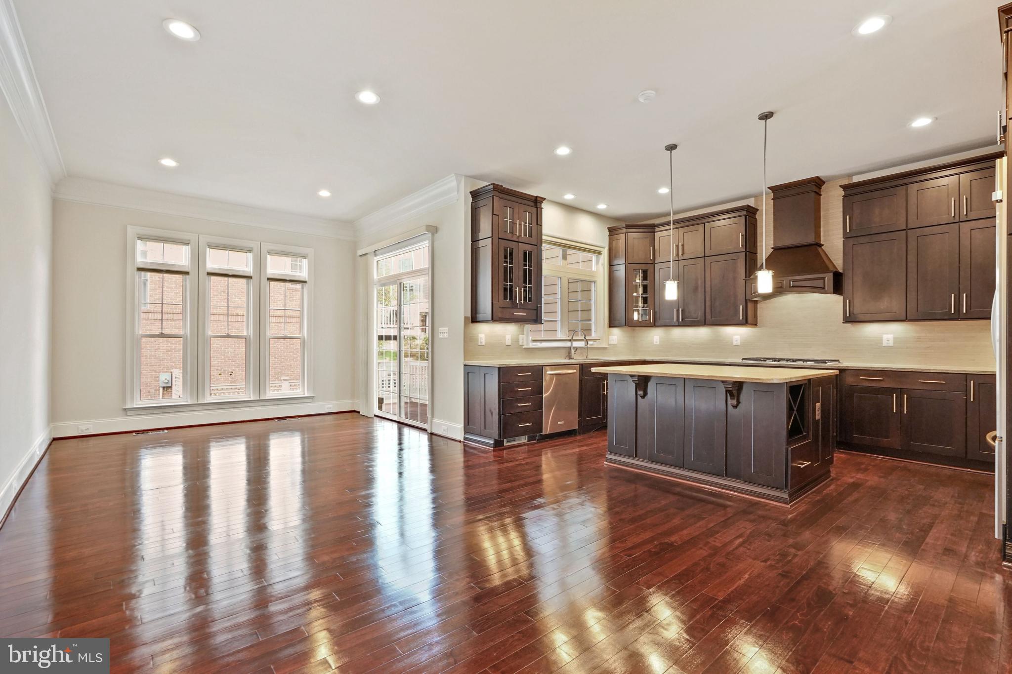6767 DARRELLS GRANT PL