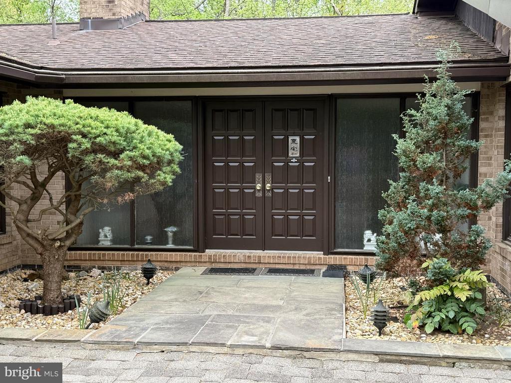 7513 Royal Oak Dr