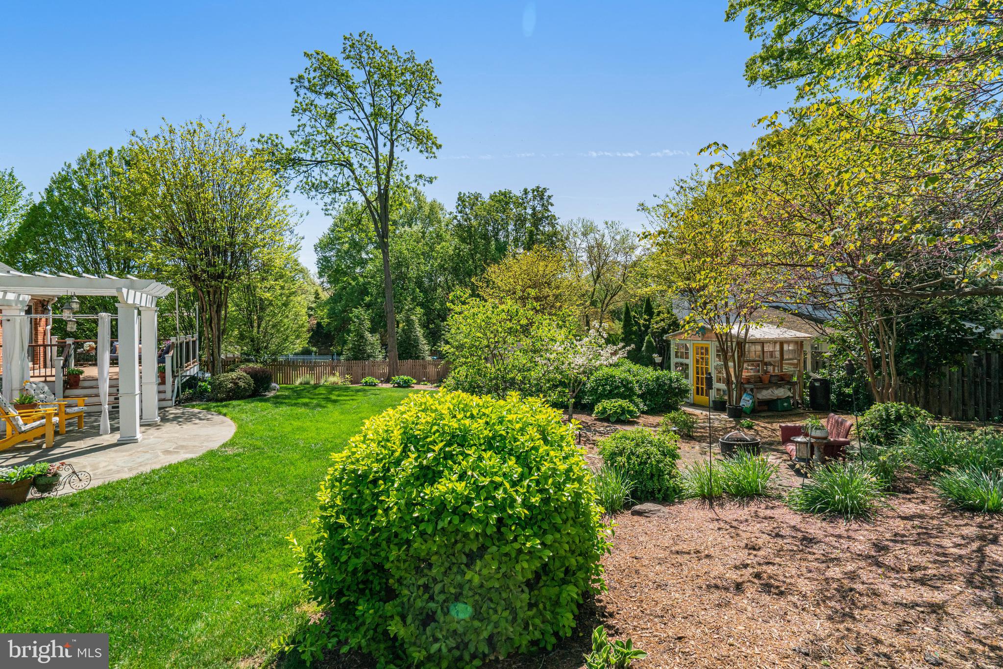 1703 Rollins Dr