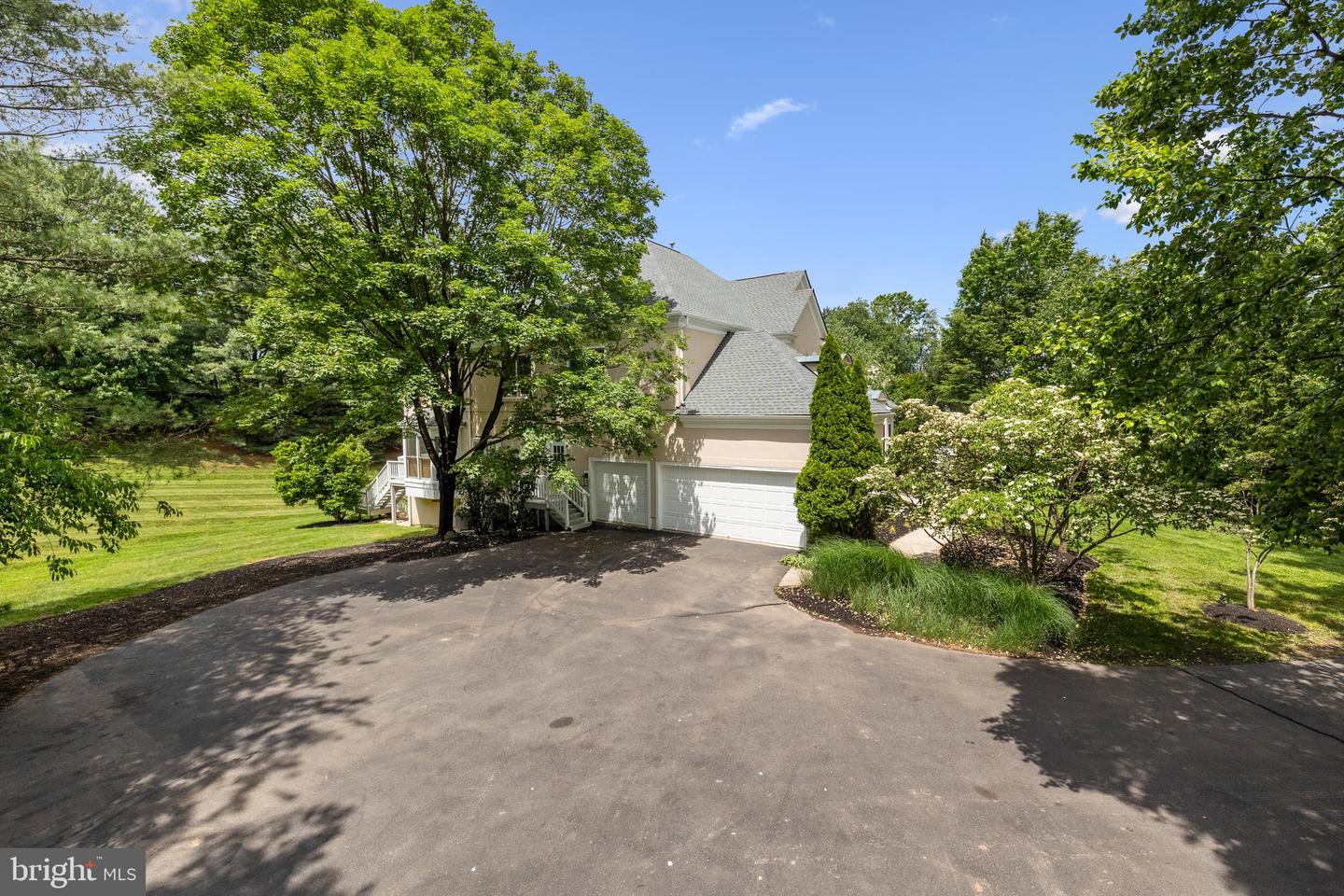 1418 Woodhurst Blvd