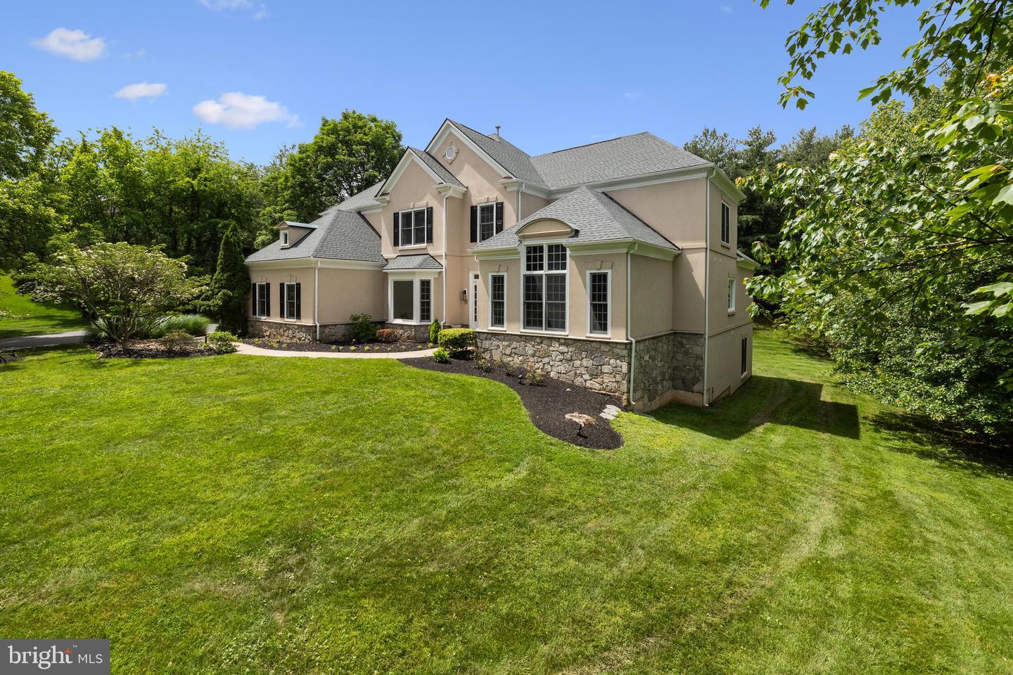 1418 Woodhurst Blvd