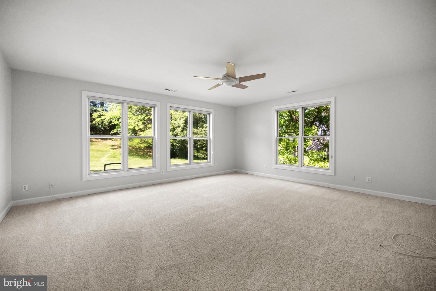 1418 Woodhurst Blvd