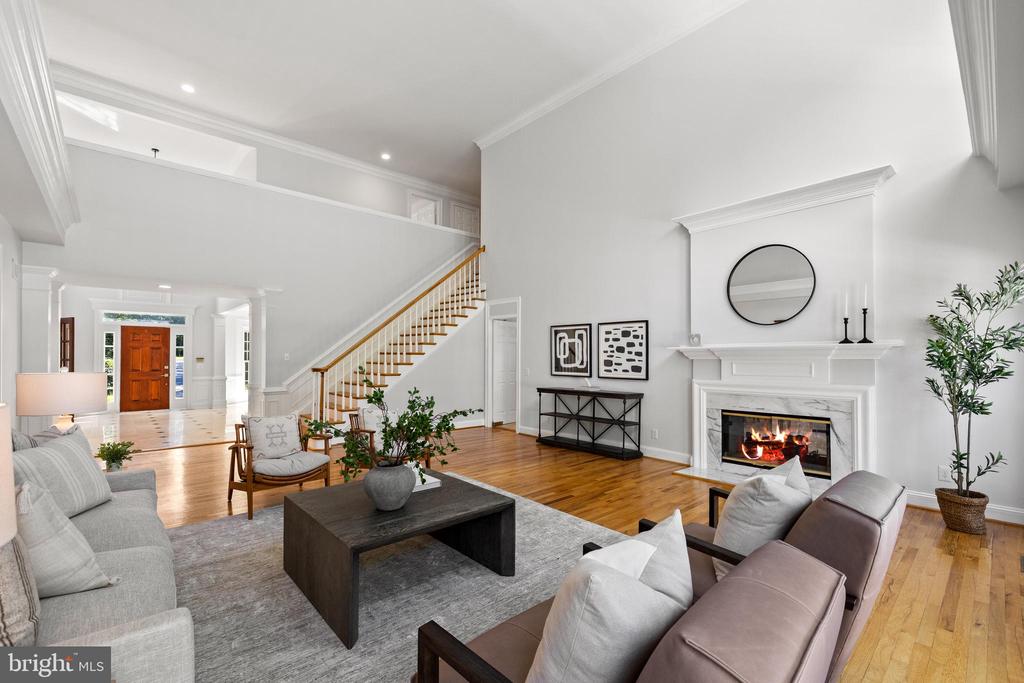 1418 Woodhurst Blvd