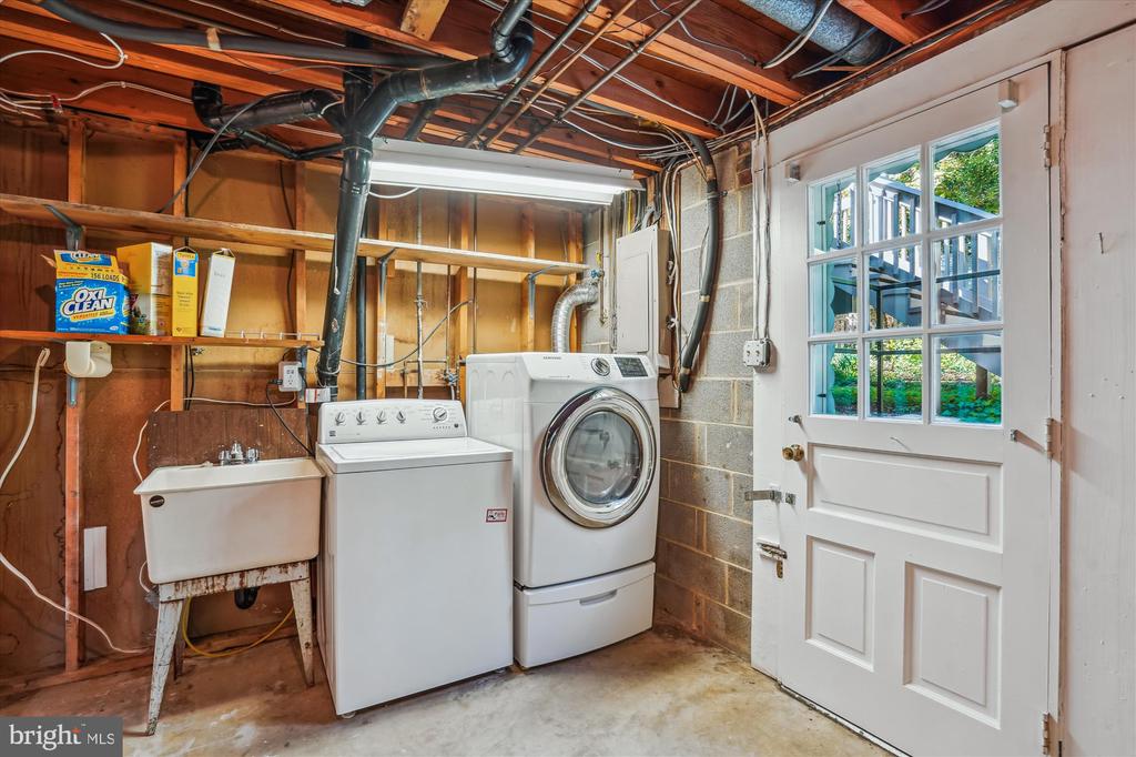 4509 Dartmoor Ln