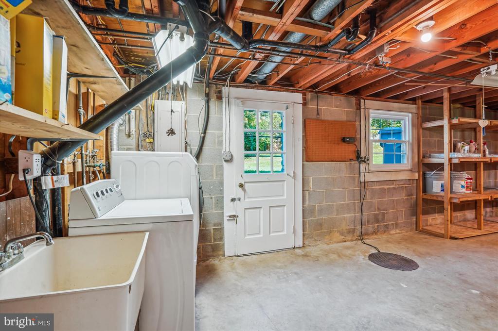4509 Dartmoor Ln