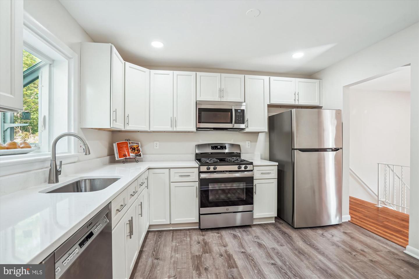 4509 Dartmoor Ln