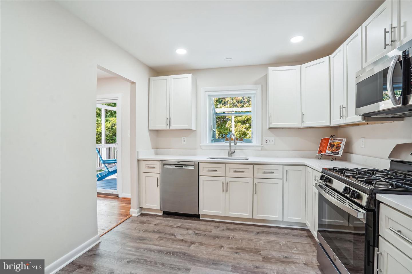 4509 Dartmoor Ln