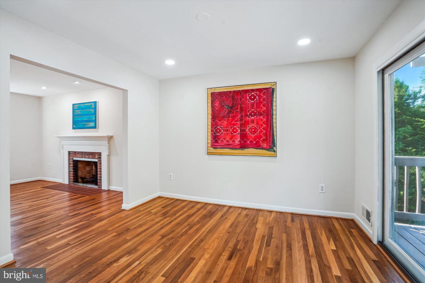 4509 Dartmoor Ln