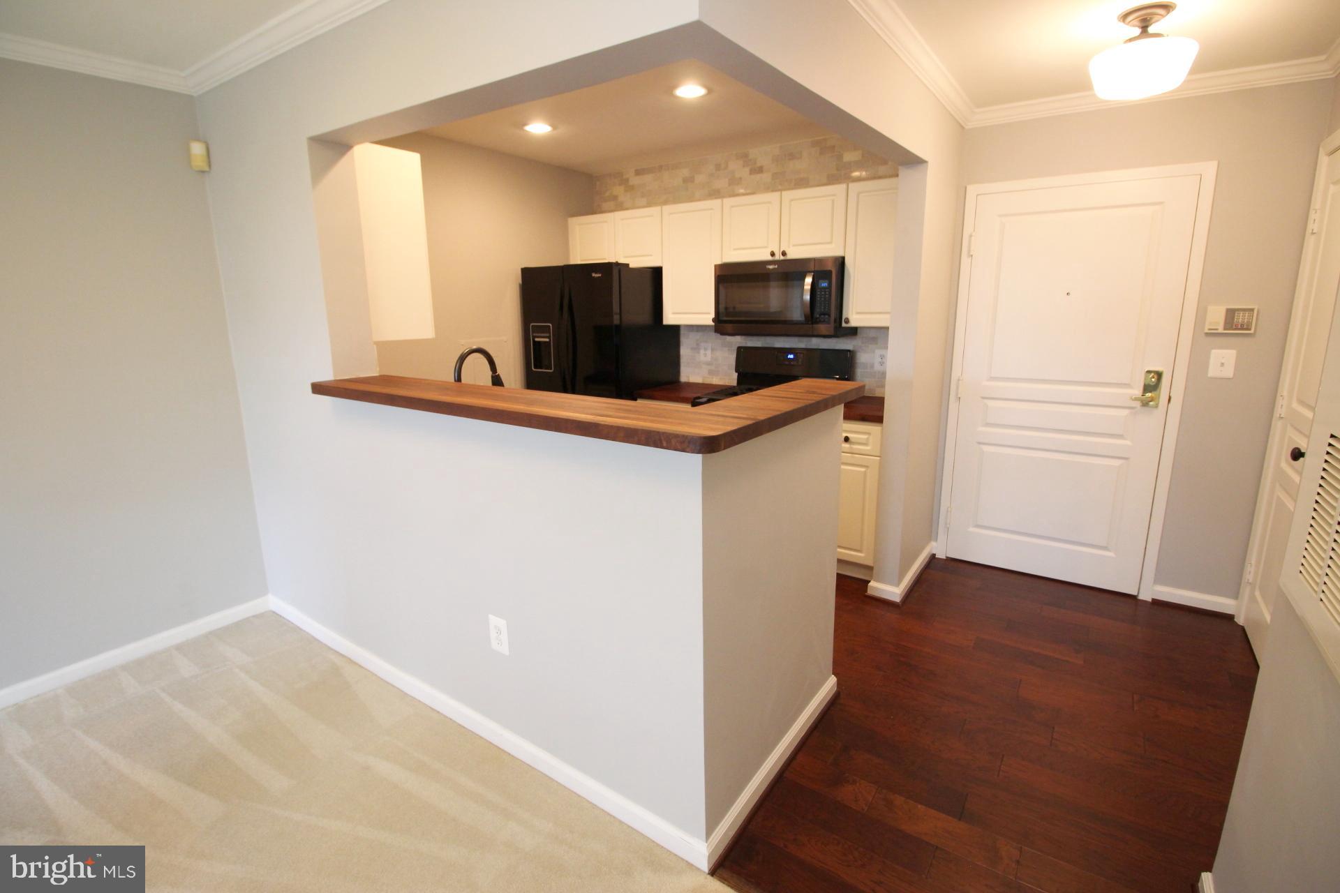 5565 SEMINARY ROAD 314