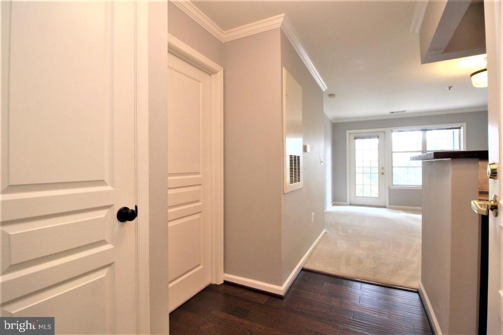 5565 SEMINARY ROAD 314