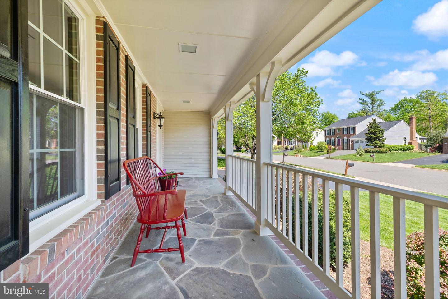 4939 Edge Rock Dr
