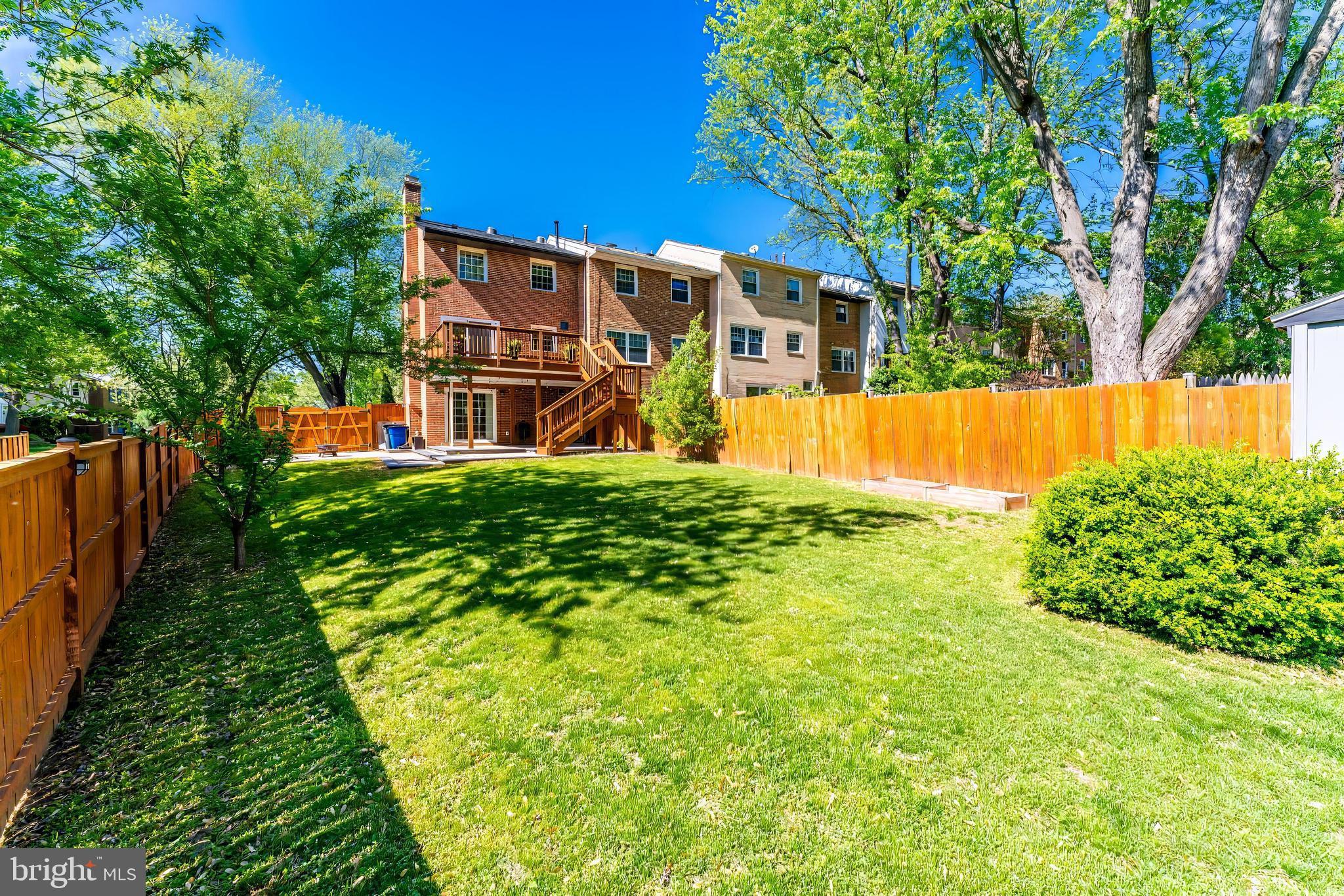 14847 LEICESTER COURT