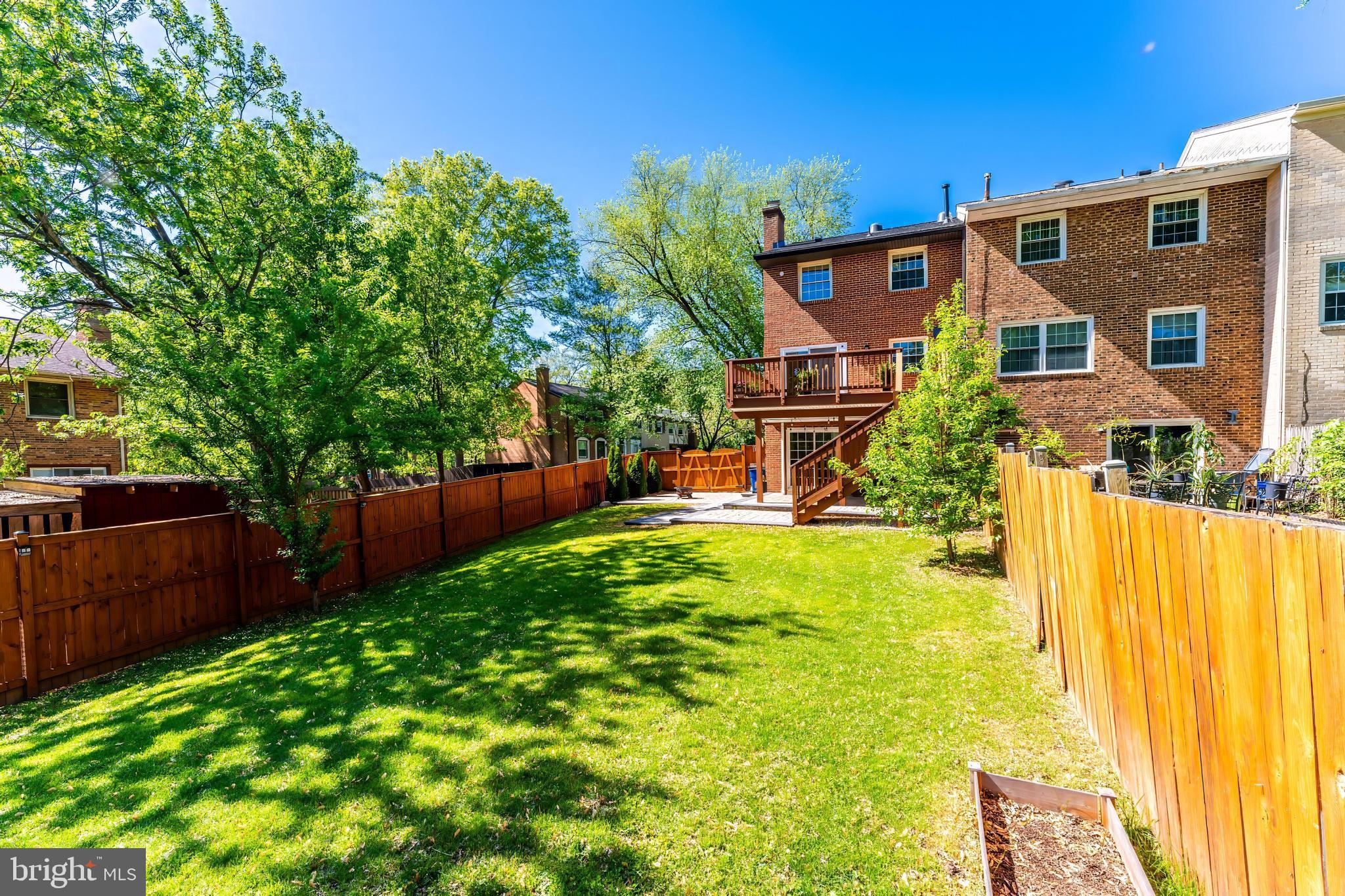 14847 LEICESTER COURT