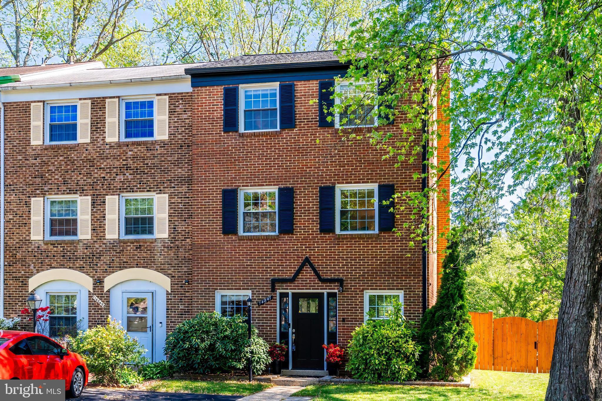 14847 LEICESTER COURT