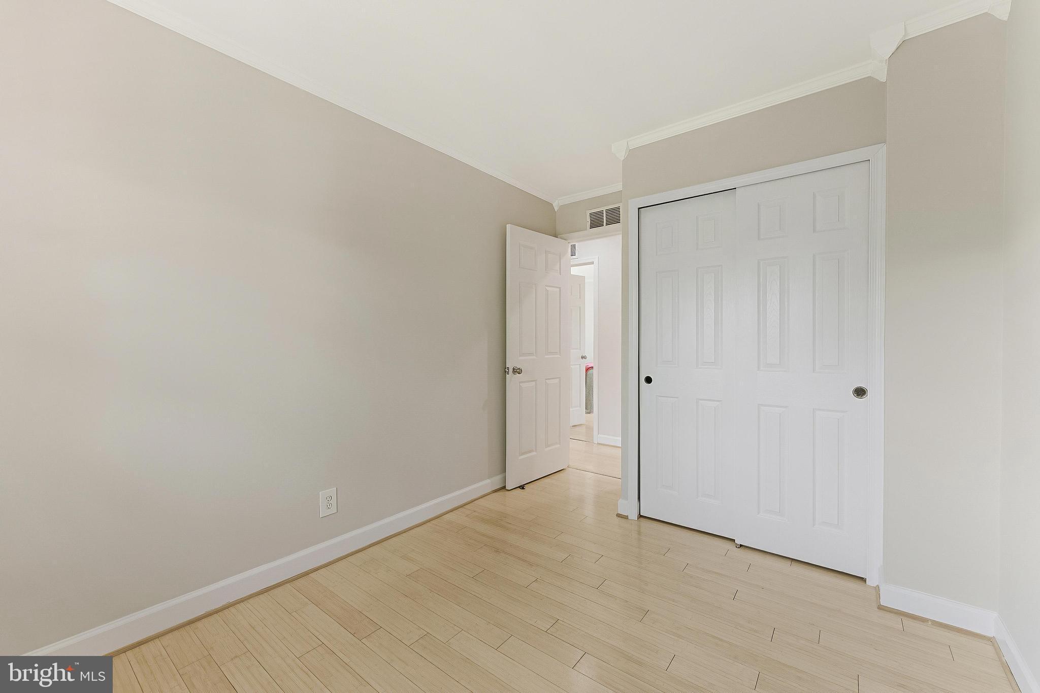 14847 LEICESTER COURT