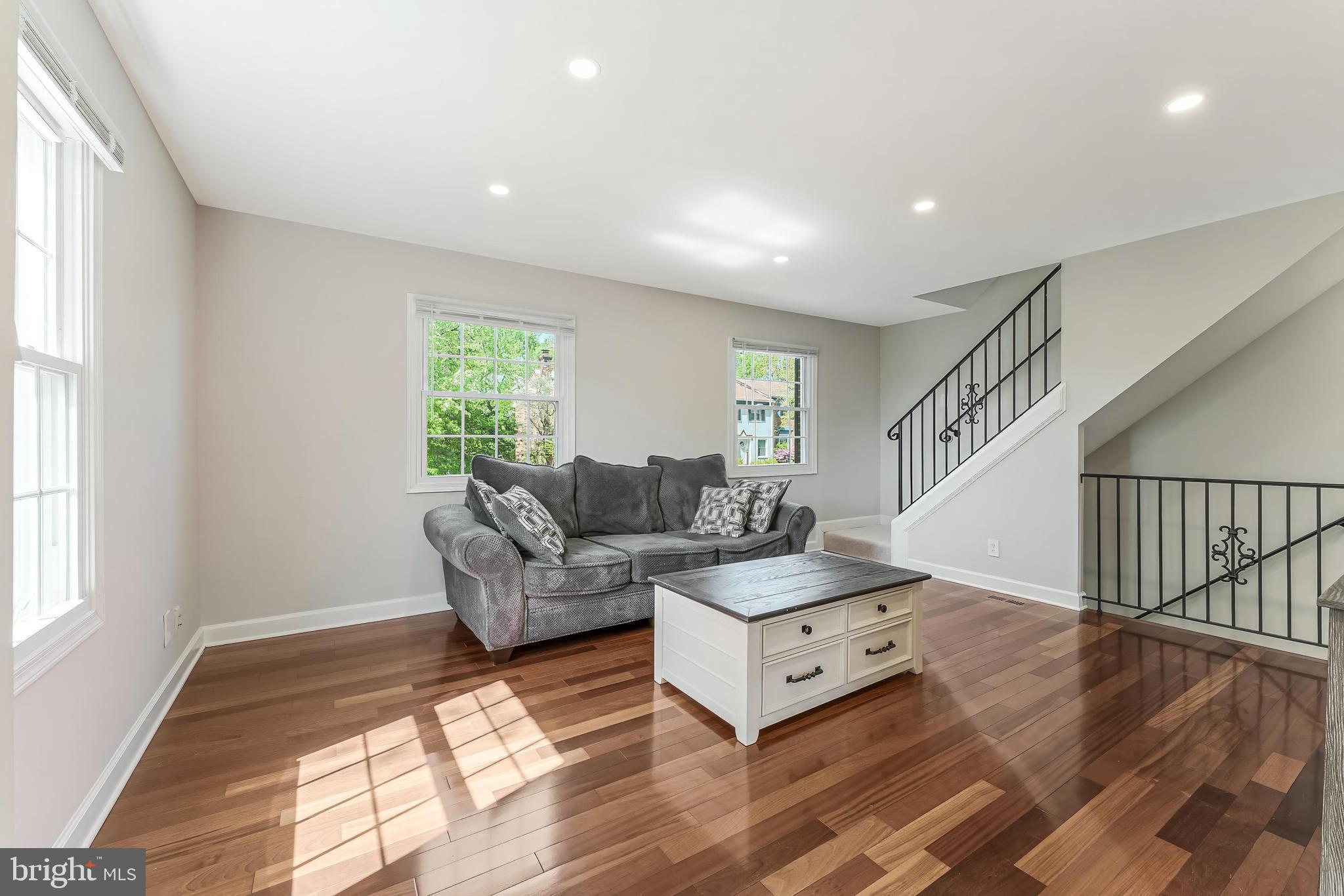 14847 LEICESTER COURT