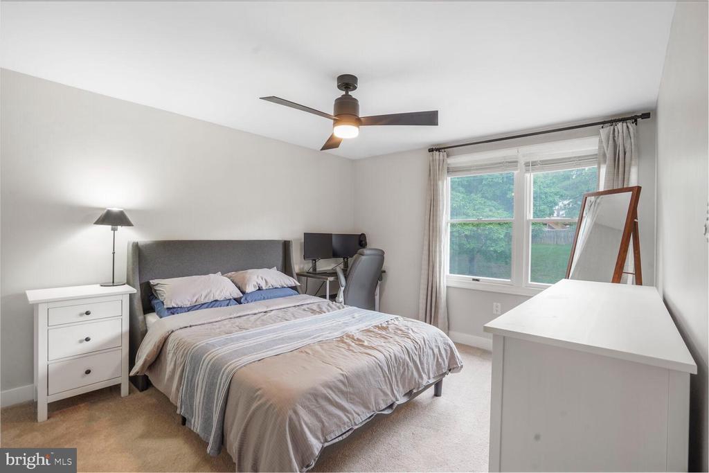 5810 Canvasback Rd