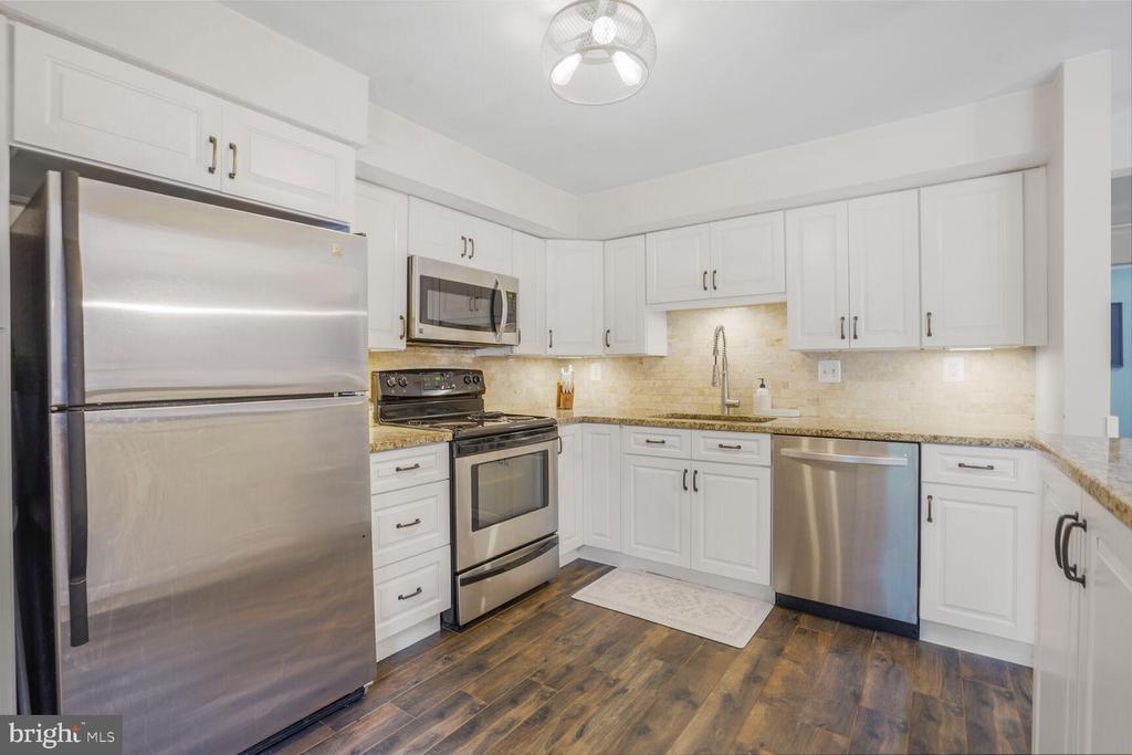 5810 Canvasback Rd