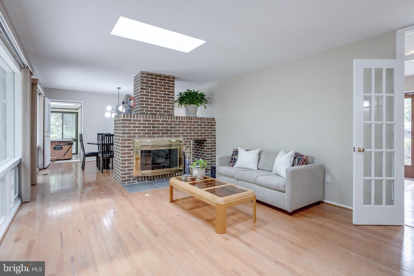 8608 Battailles Ct