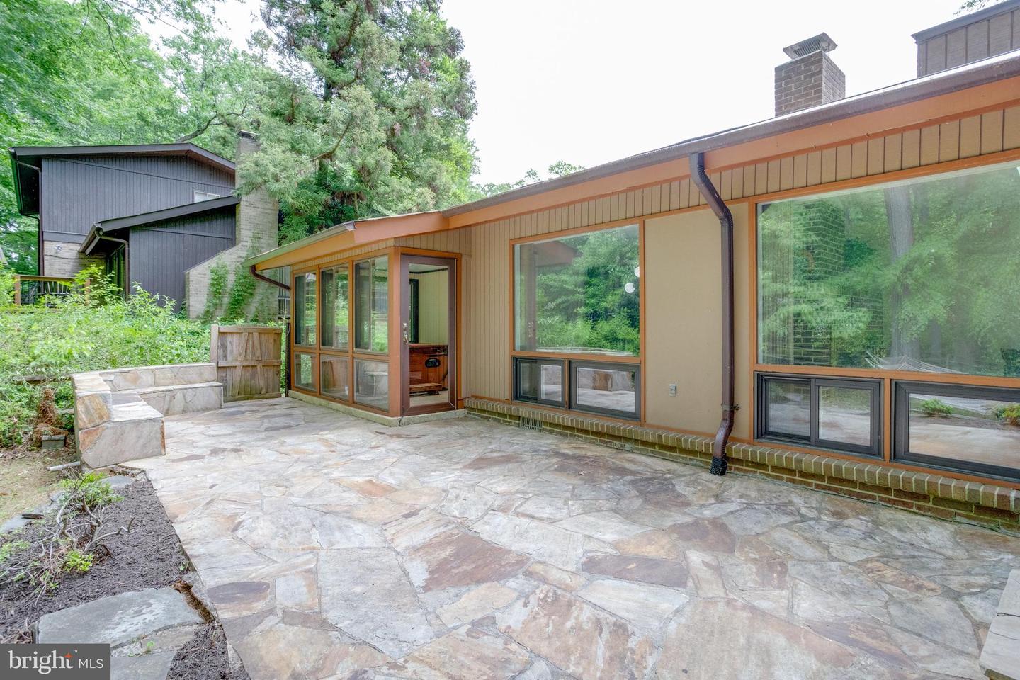 8608 Battailles Ct
