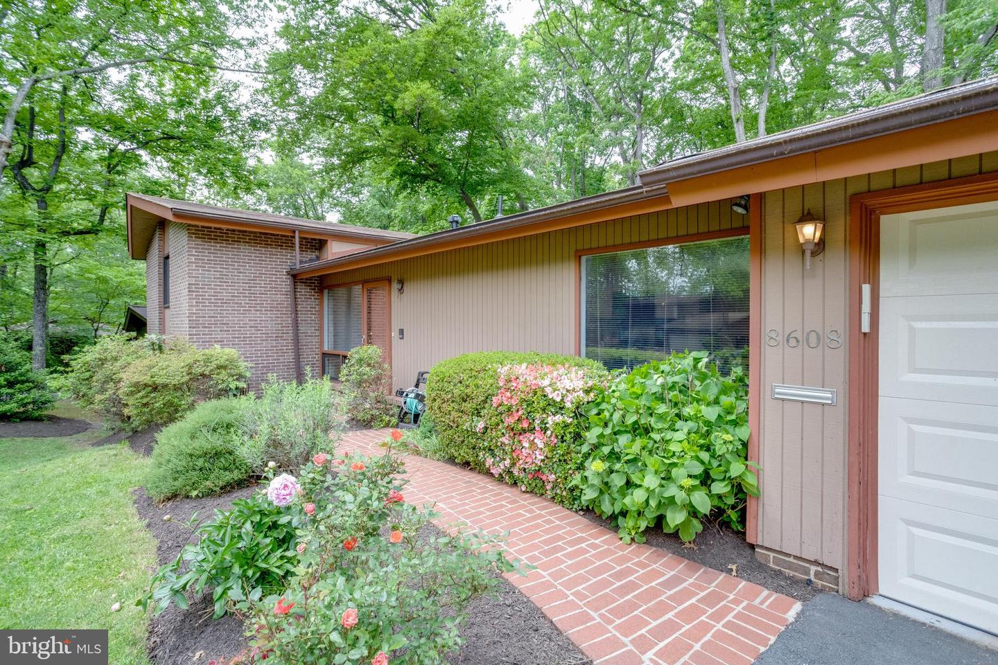 8608 Battailles Ct