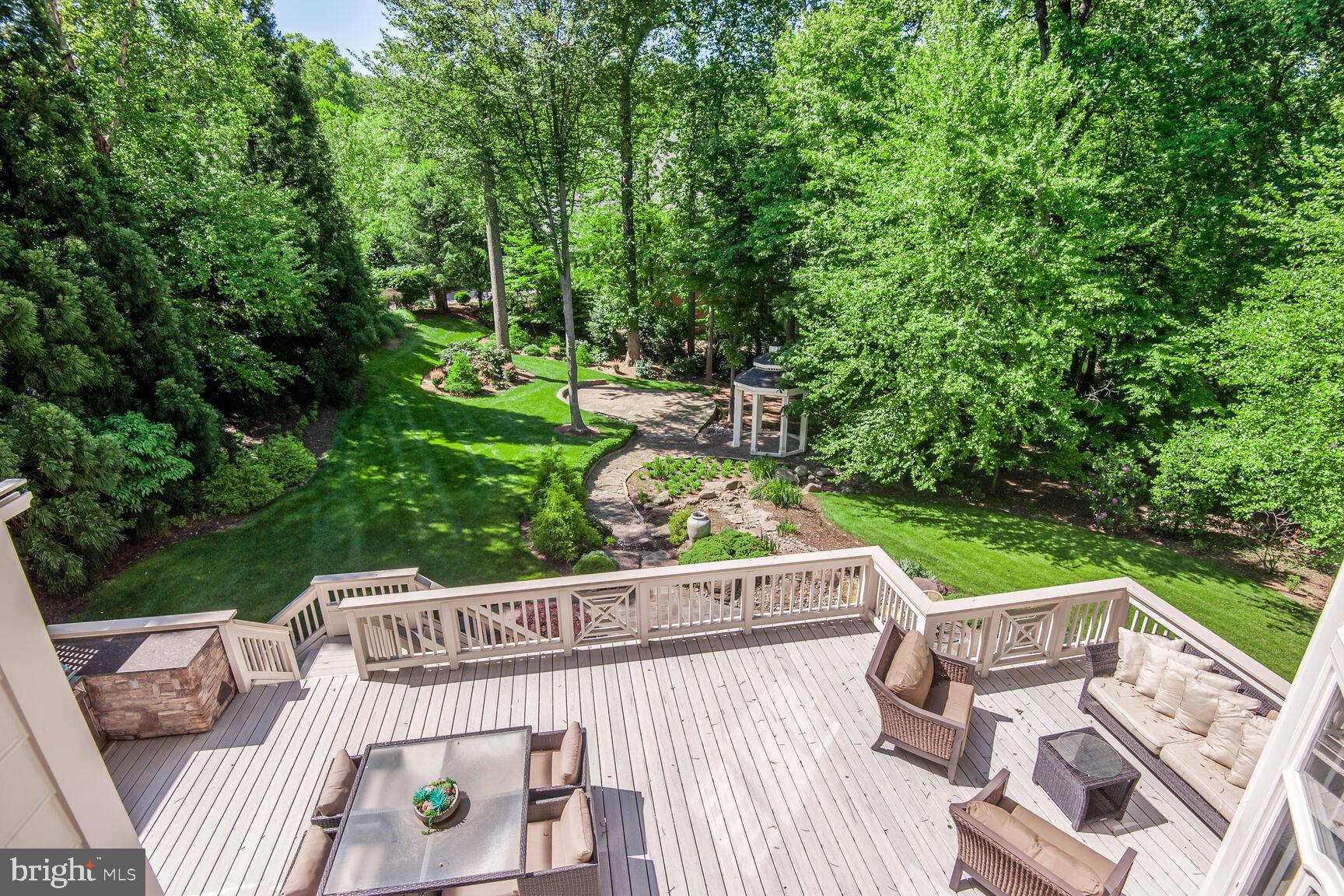 7845 MONTVALE WAY
