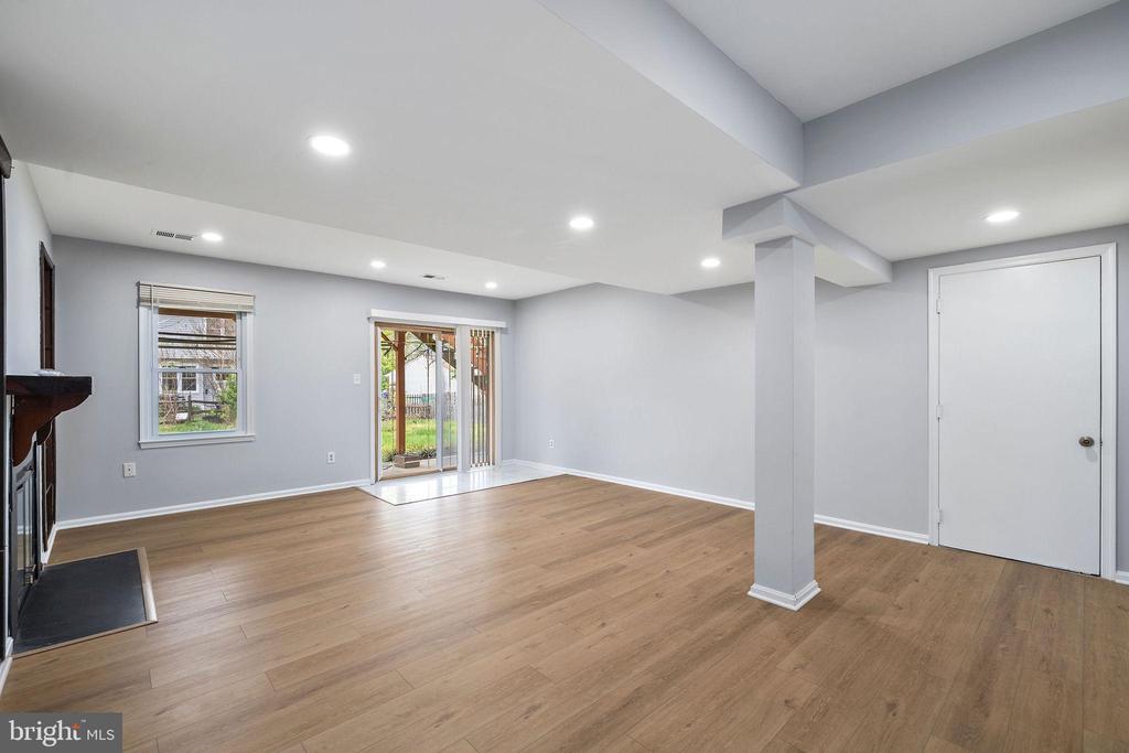 2028 MALEADY DRIVE