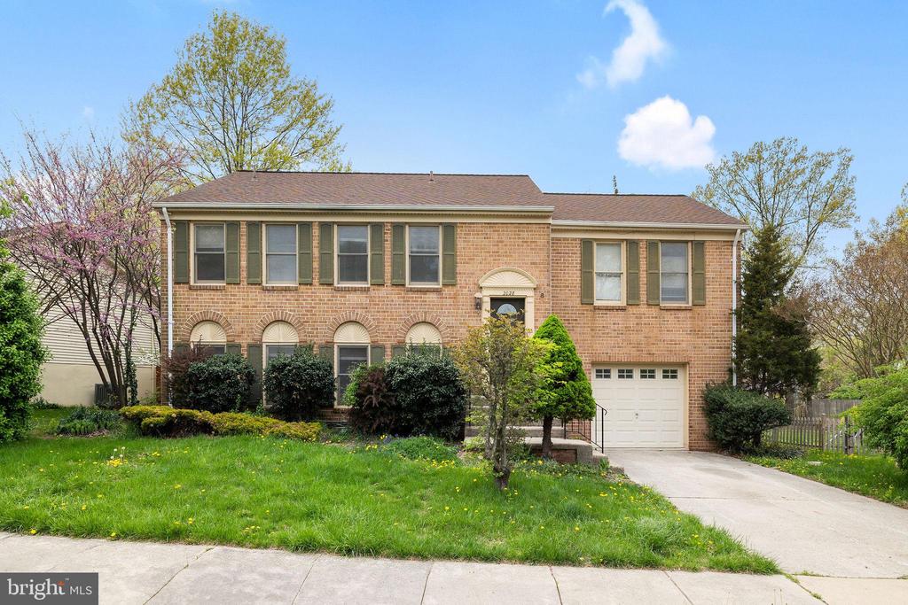 2028 MALEADY DRIVE