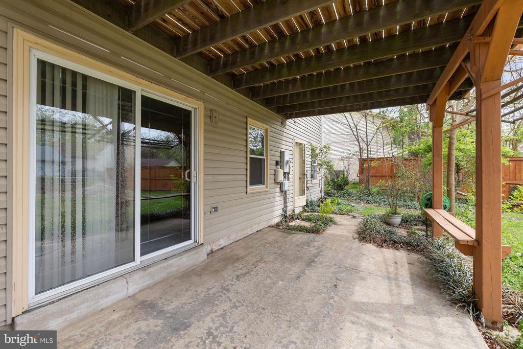 2028 MALEADY DRIVE