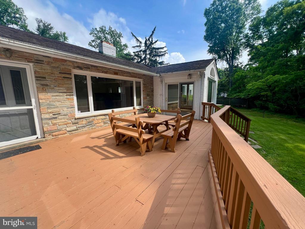 1116 Morningside Ln