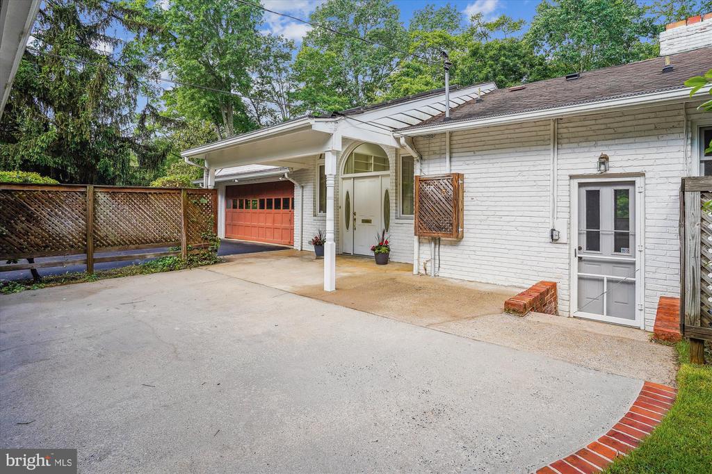 1116 Morningside Ln