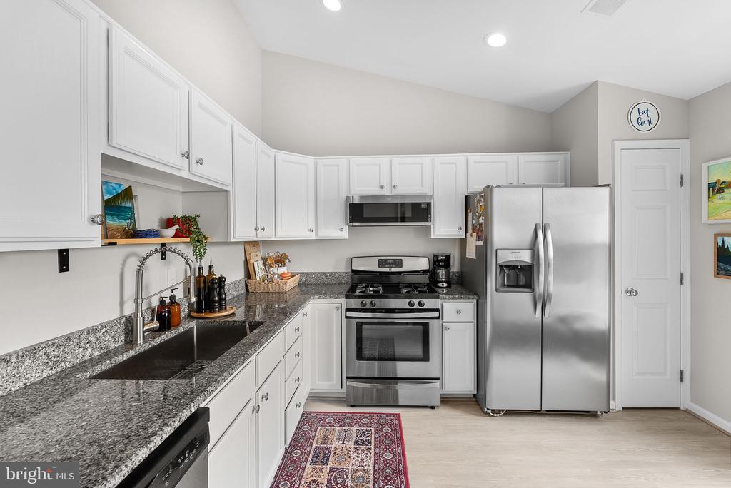 7515 SNOWPEA COURT M 168