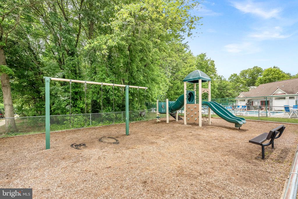 7515 SNOWPEA COURT M 168