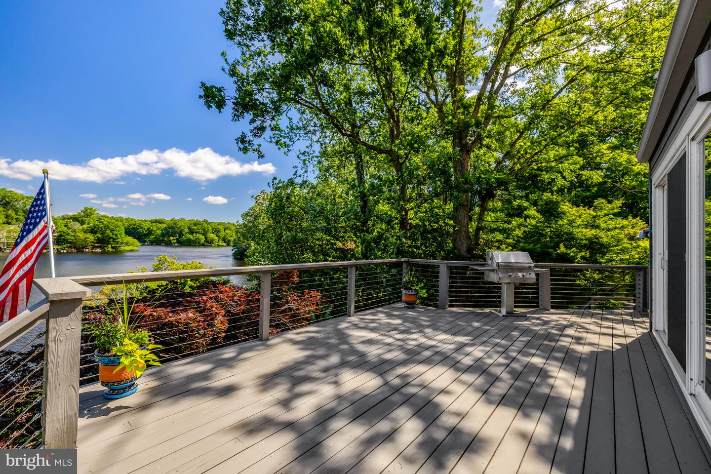2200 Spinnaker Ct