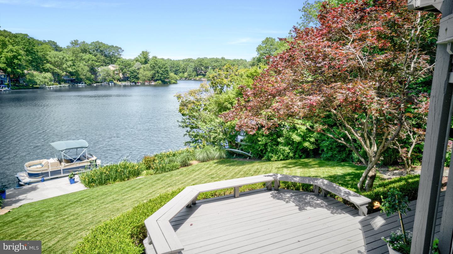 2200 Spinnaker Ct