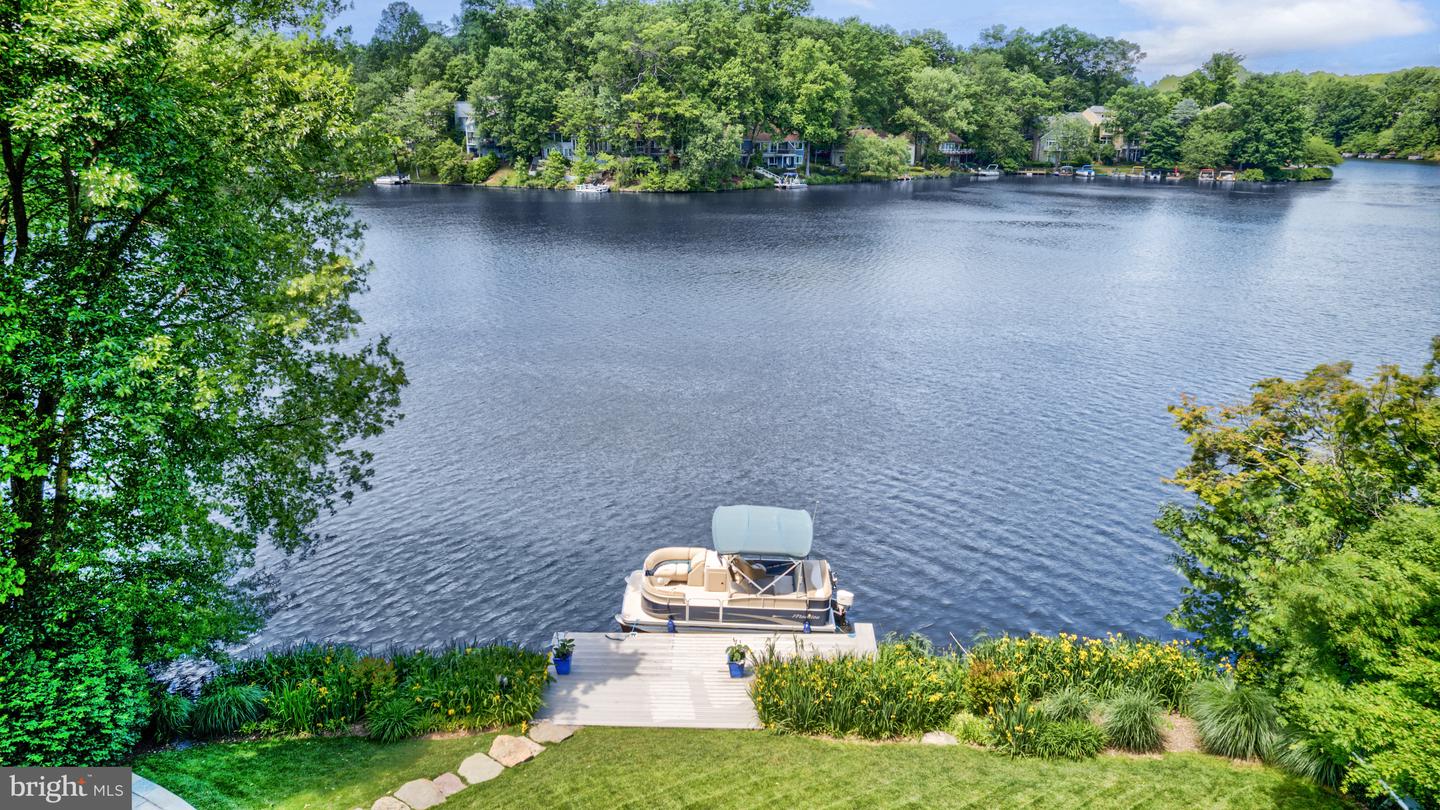 2200 Spinnaker Ct