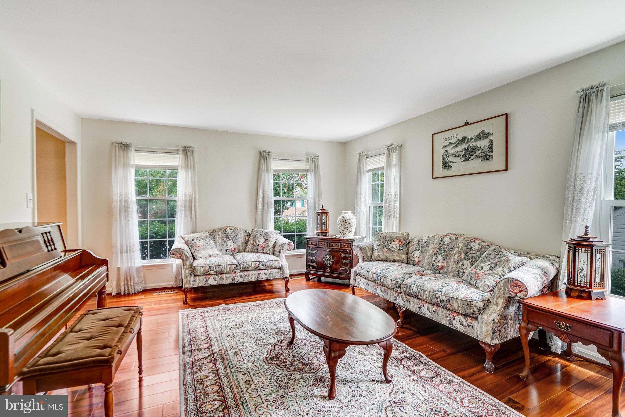 7832 VALLEYFIELD DRIVE