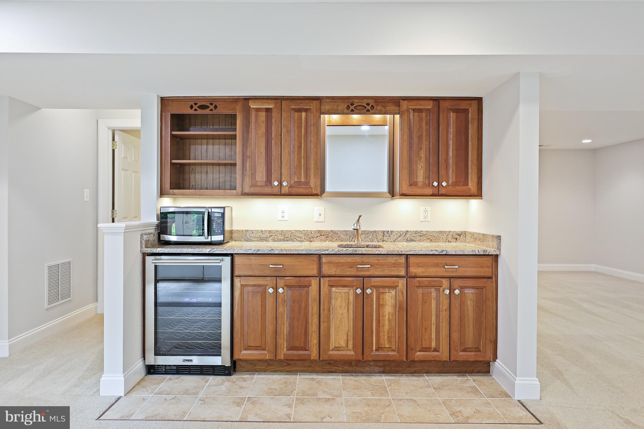 11275 Center Harbor Rd