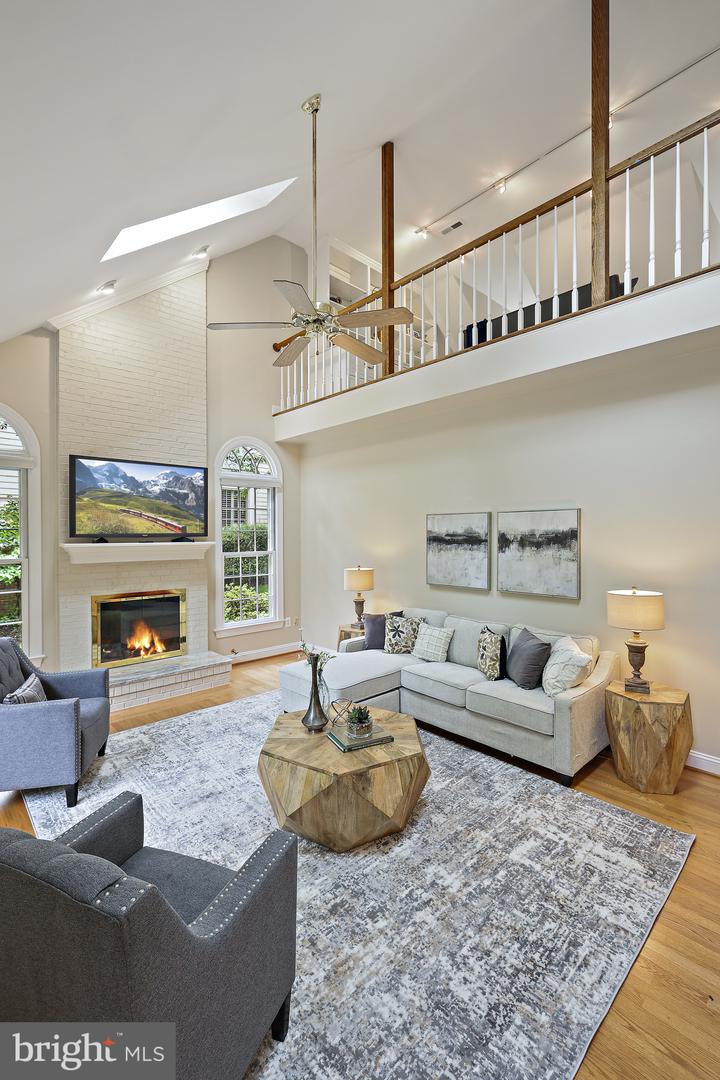 11275 Center Harbor Rd