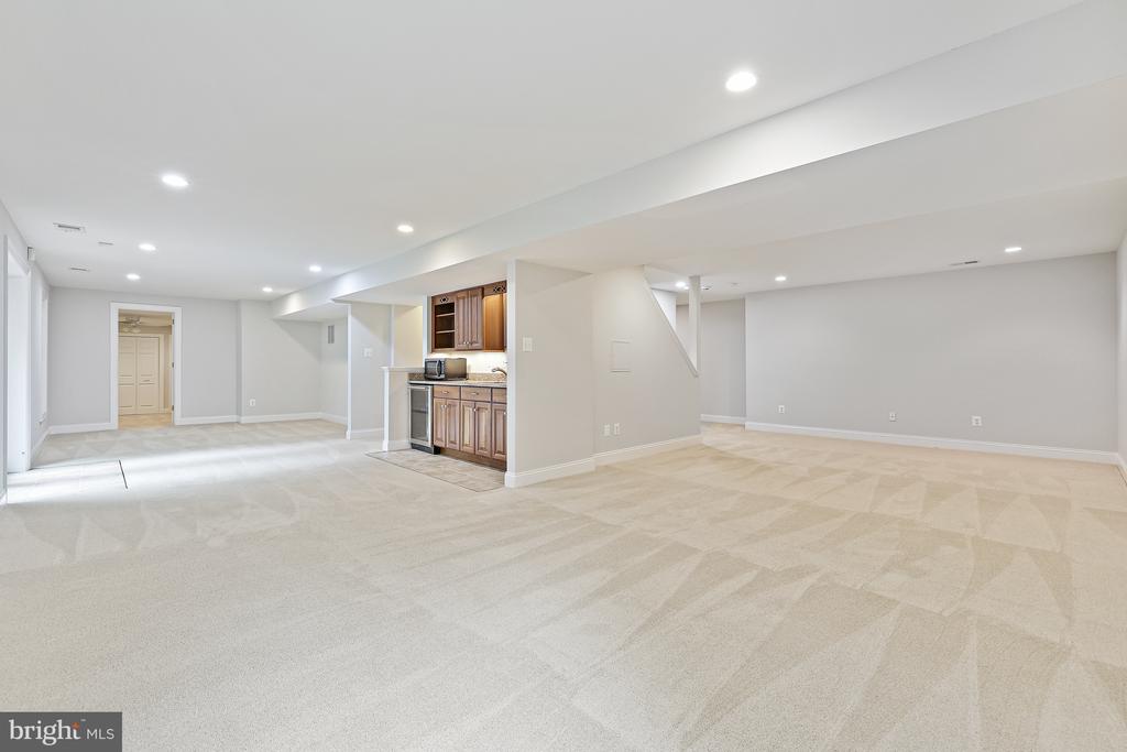 11275 Center Harbor Rd