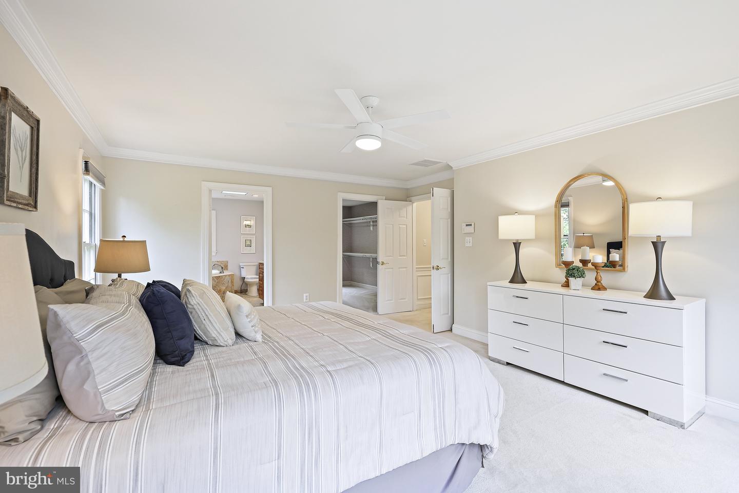 11275 Center Harbor Rd